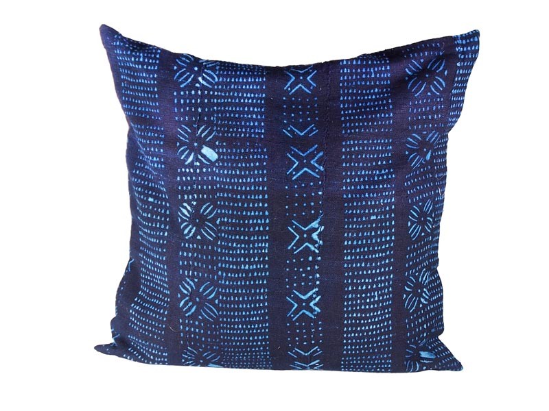 50 x 50 cm /20" x 20" Indigo with Flowers 50 x 50 cm /20" x 20" Indigo with Flowers